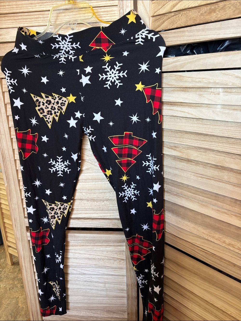 Runway Ready Couture Holiday Print Leggings - Festive  Design Small NWOT